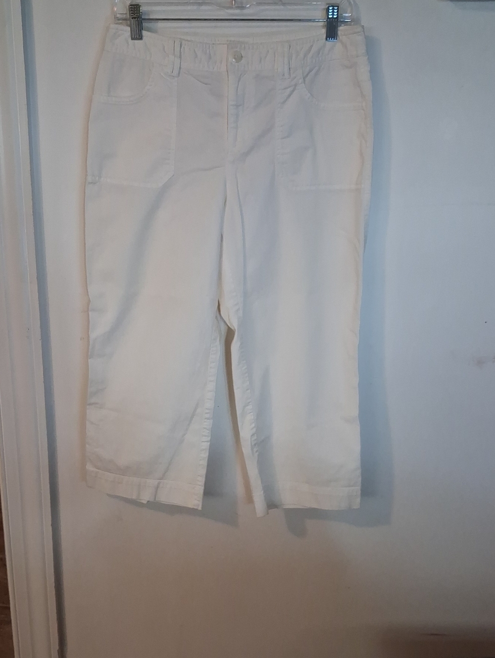 Rafaella Cream Cropped Straight-Leg Pants with Patch Pockets
